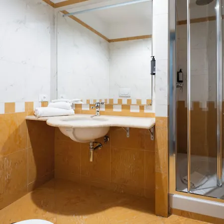 Rome Smart Szálloda 3*